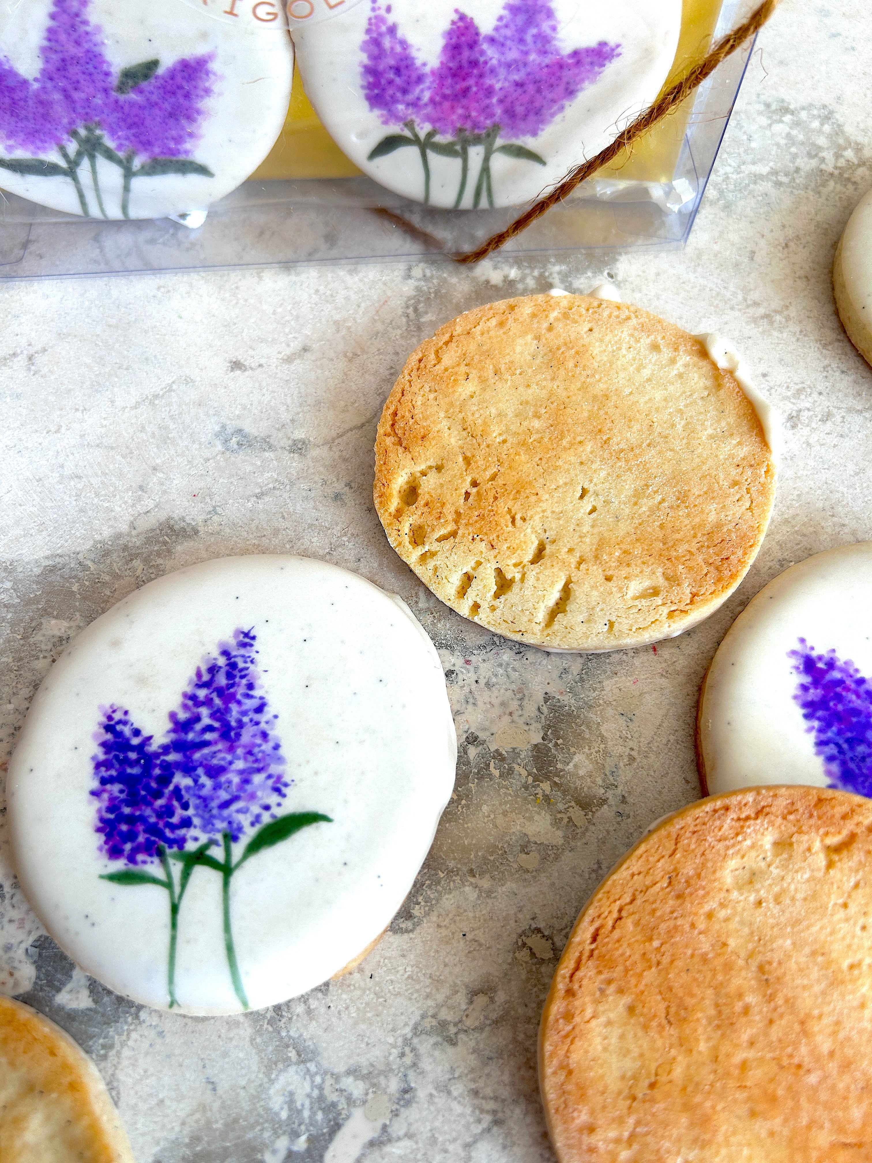 Handpainted Cookie — Lilac